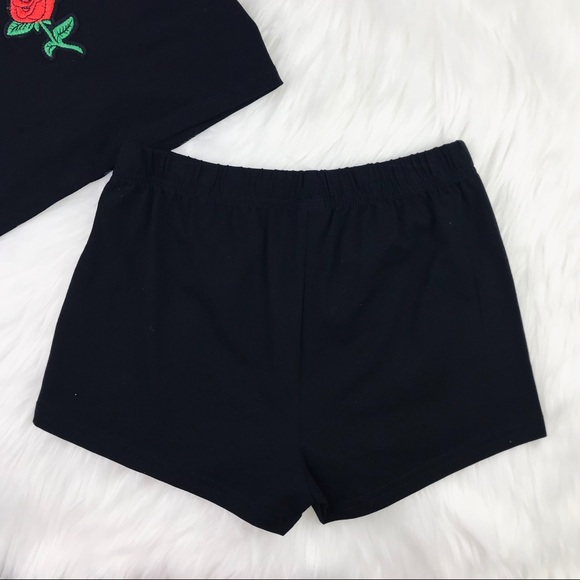 Little Girls 2 Piece Set Black Knot Top & Shorts 8 - Picture 6 of 13